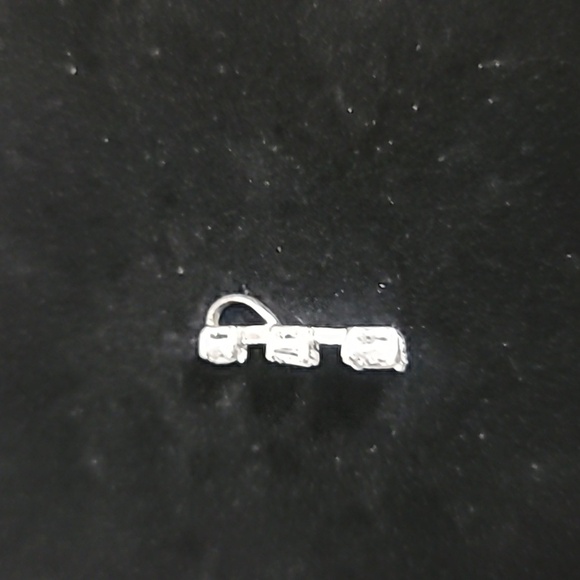 925 3 Stone Necklace Pendant - Picture 3 of 6